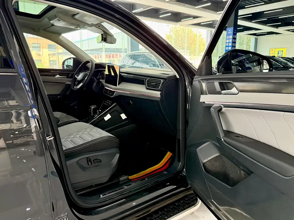 Volkswagen Tayron — миниатюра 8