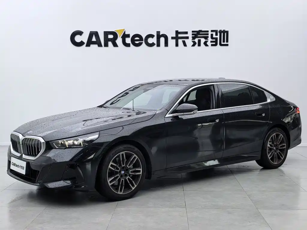 宝马5系 2026款 改款 530Li 领先型 M运动套装 2026