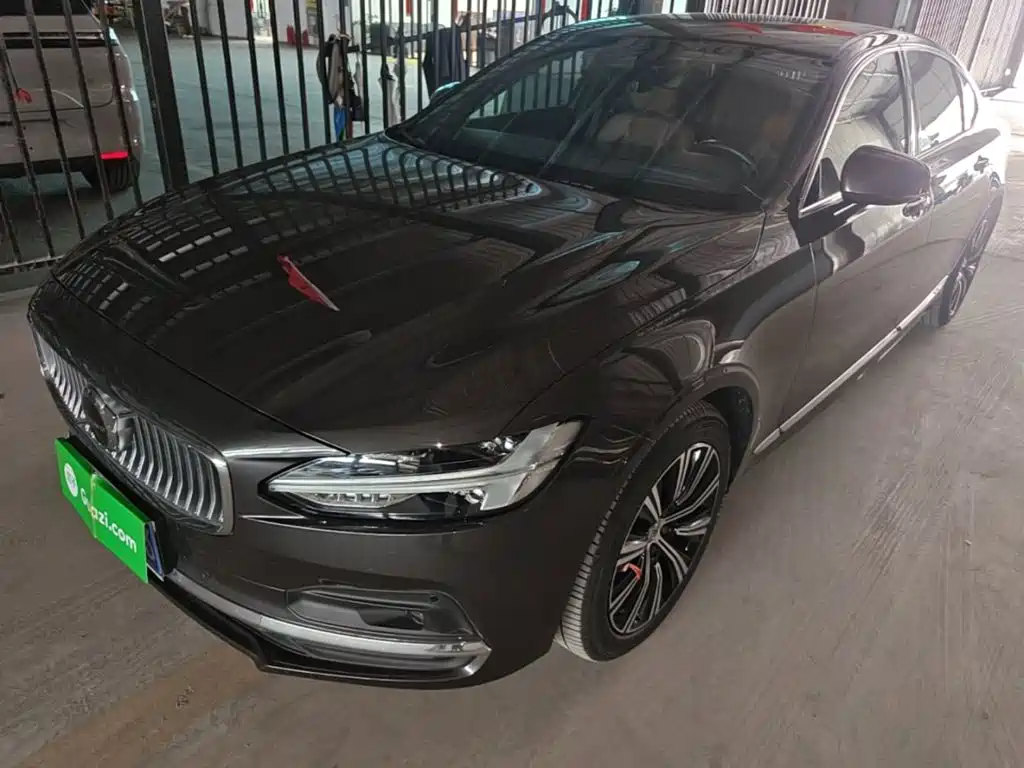 Volvo S90 2021