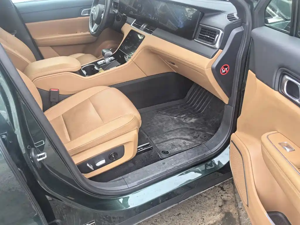 Li Auto Li ONE — миниатюра 13