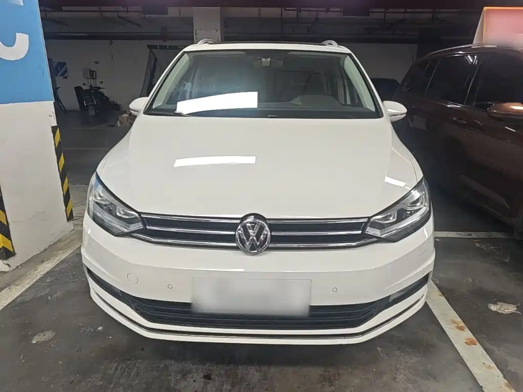 Volkswagen Touran — миниатюра 3