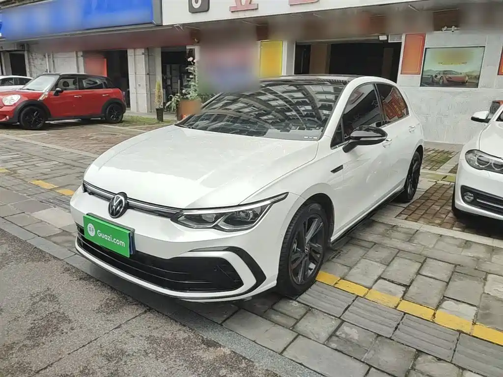Volkswagen Golf 2023