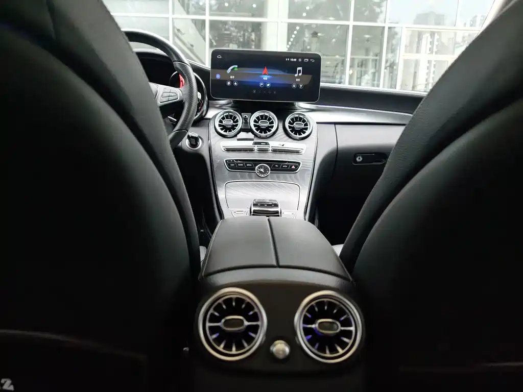 Mercedes-Benz C-Class — миниатюра 12