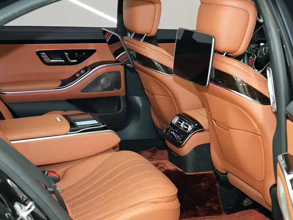 Mercedes-Benz S-Class — миниатюра 18