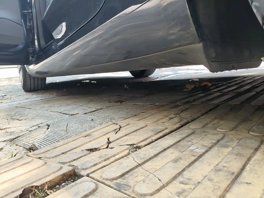 Tesla Model 3 — миниатюра 22