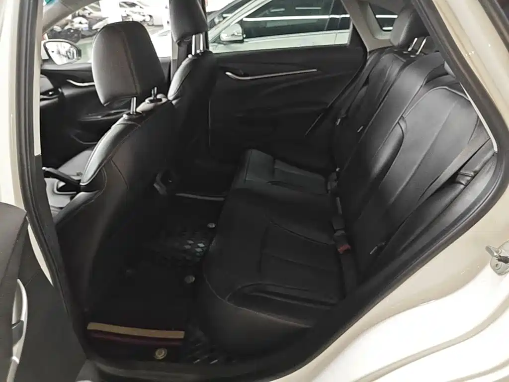 Buick Excelle — миниатюра 17