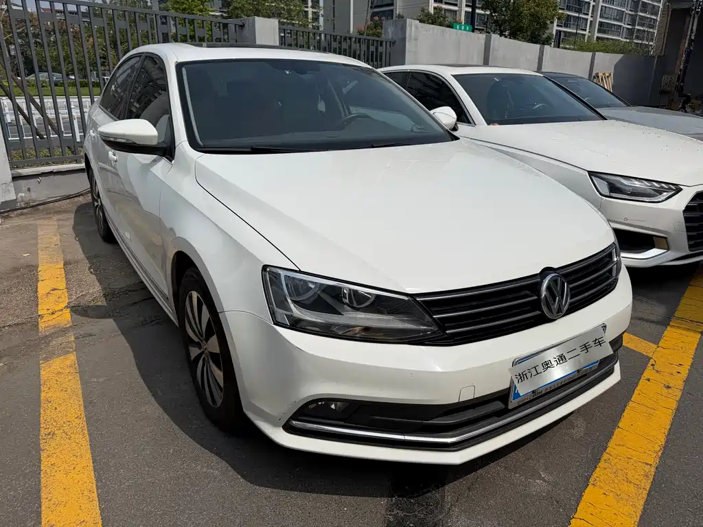 Volkswagen Sagitar — миниатюра 3