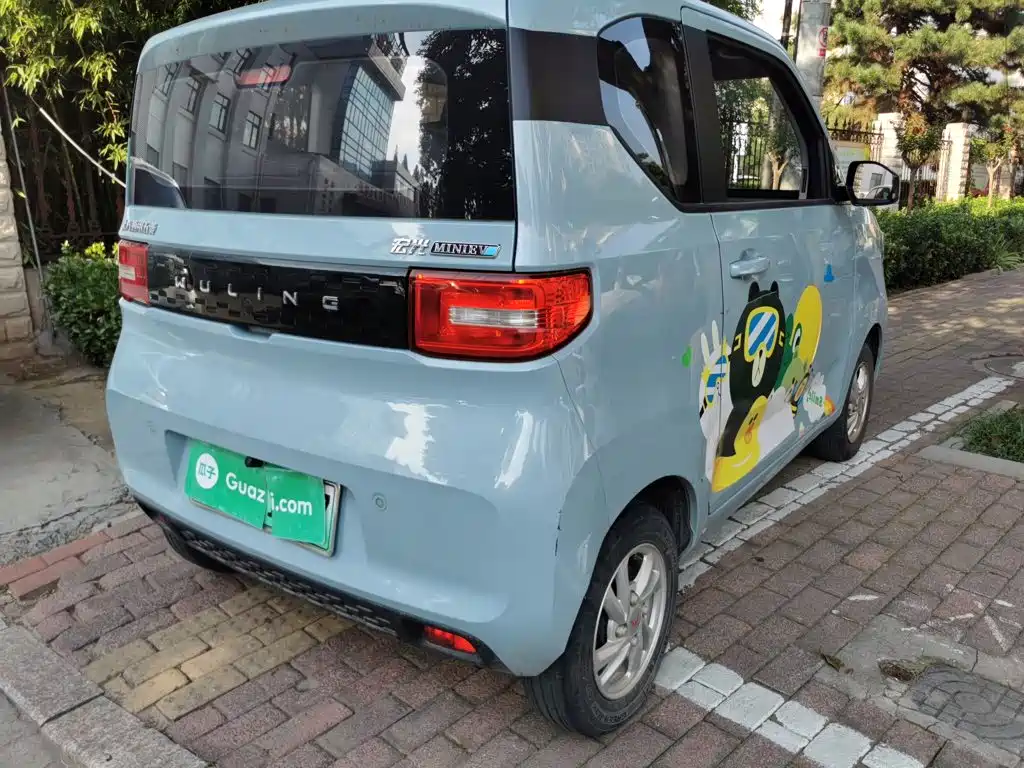 Wuling MINIEV — миниатюра 5