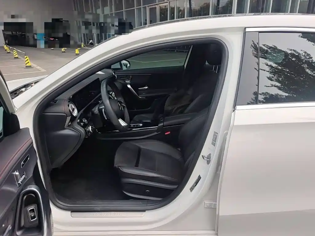 Mercedes-Benz A-Class — миниатюра 15