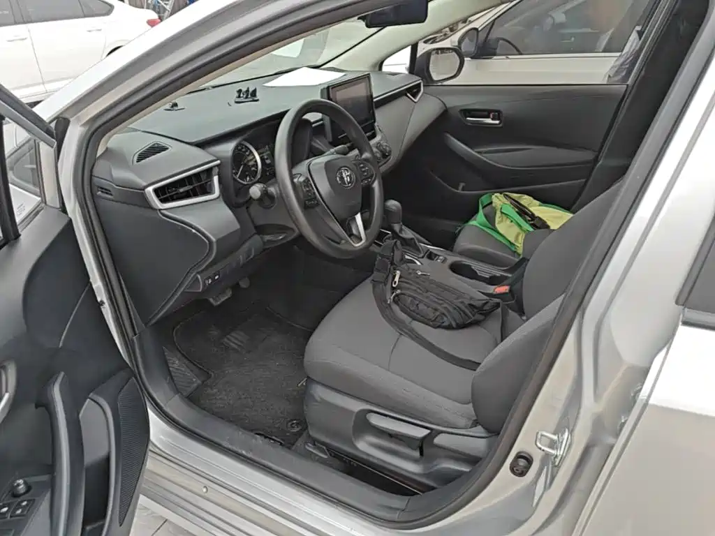 Toyota Corolla — миниатюра 15