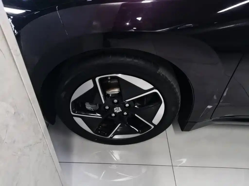 Wuling Xingguang — миниатюра 23