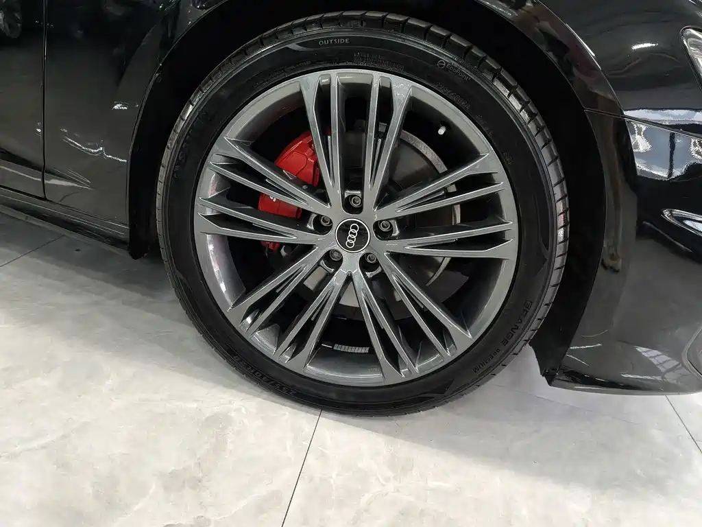 Audi A6L — миниатюра 4