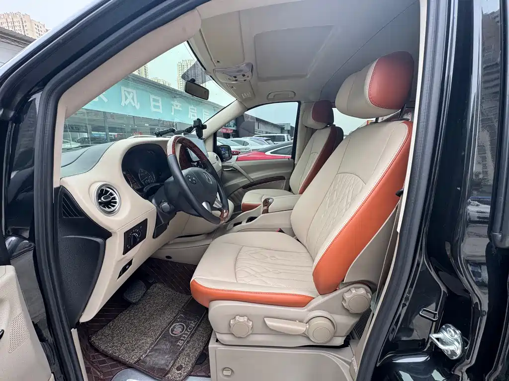 Mercedes-Benz Viano — миниатюра 4