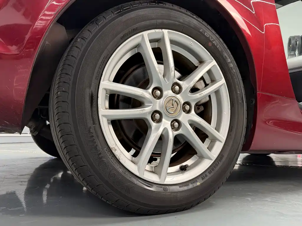 Mazda MX-5 — миниатюра 10