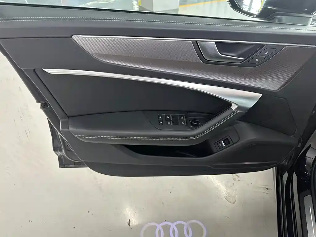 Audi A6L — миниатюра 11