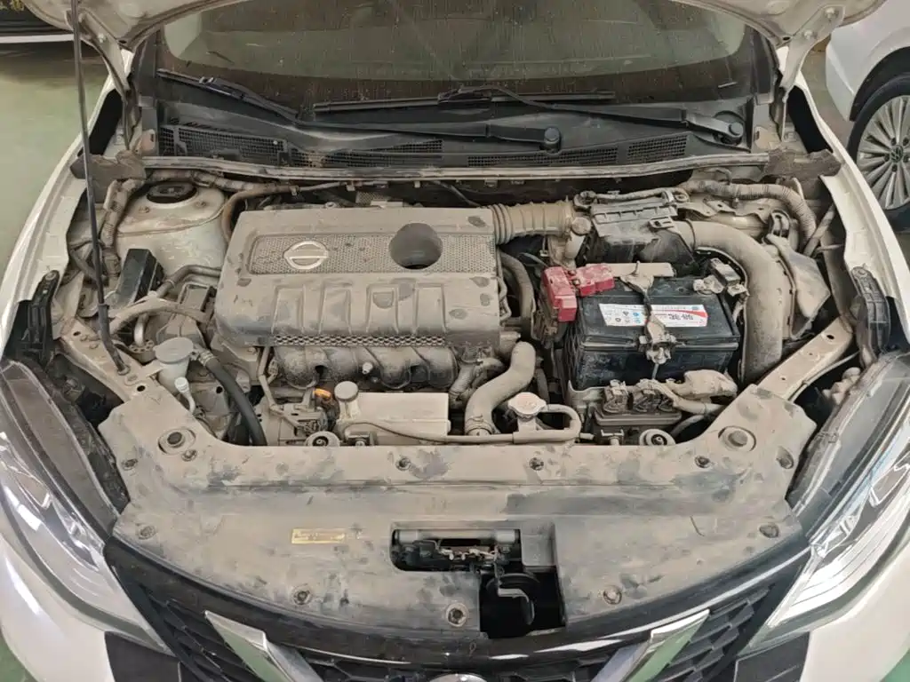 Nissan Tiida — миниатюра 16