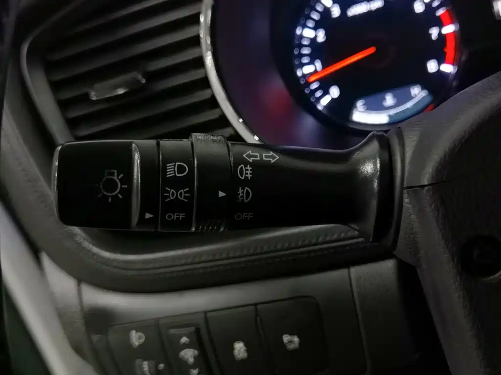 Kia K5 — миниатюра 21
