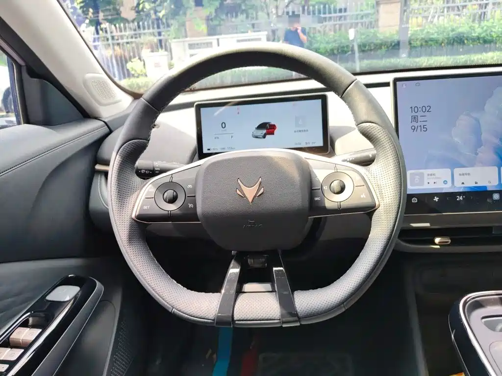 ARCFOX Beta T1 — миниатюра 3