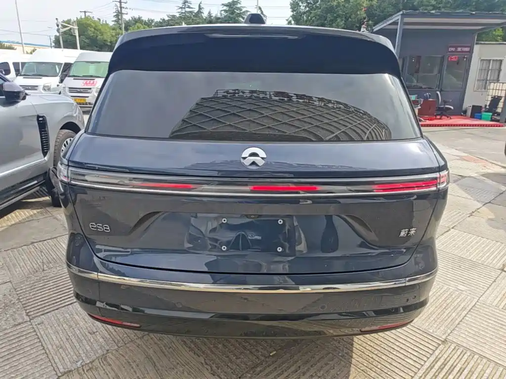 NIO ES8 — миниатюра 6