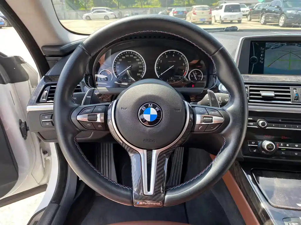 BMW 6 Series — миниатюра 11