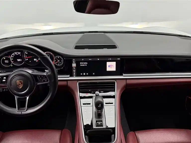 Porsche Panamera — миниатюра 11