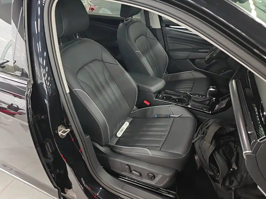 Volkswagen Passat — миниатюра 25