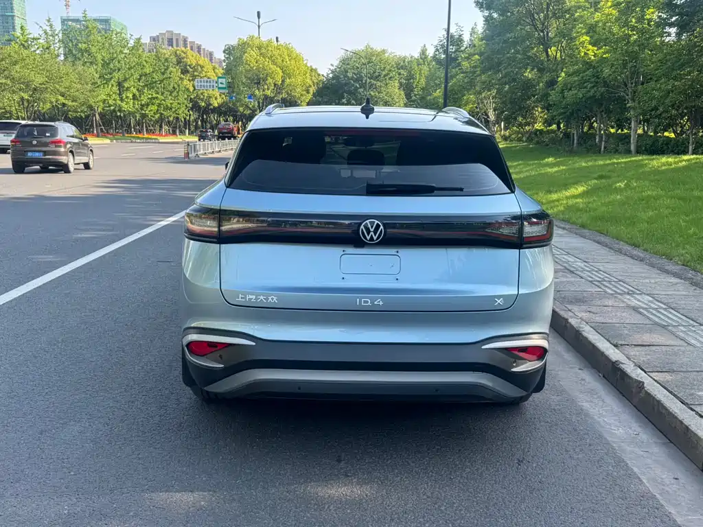 Volkswagen ID.4 X 2025 Smart