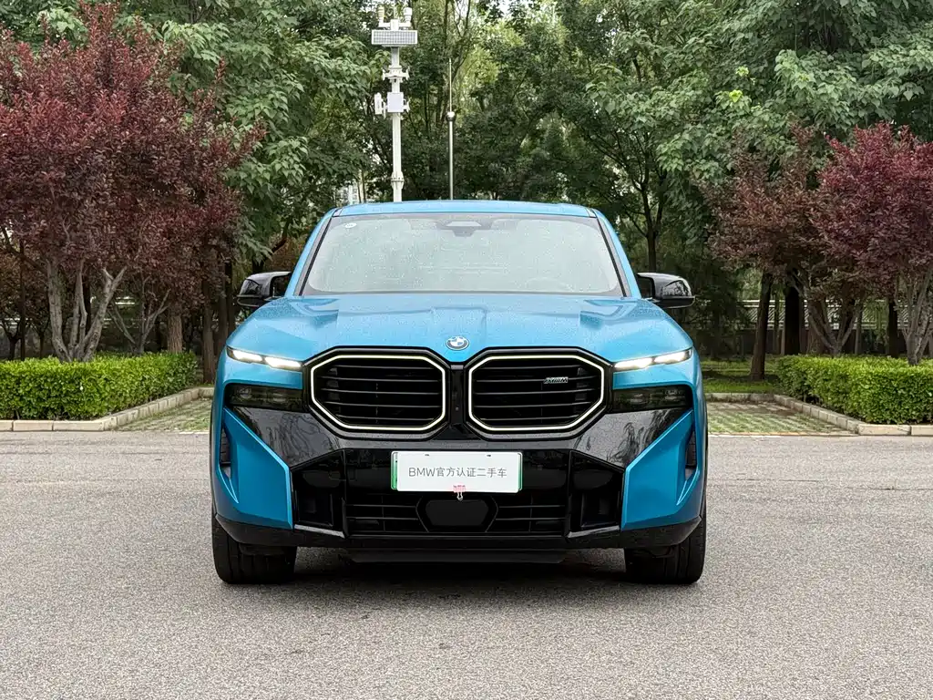 BMW XM 2023 50e