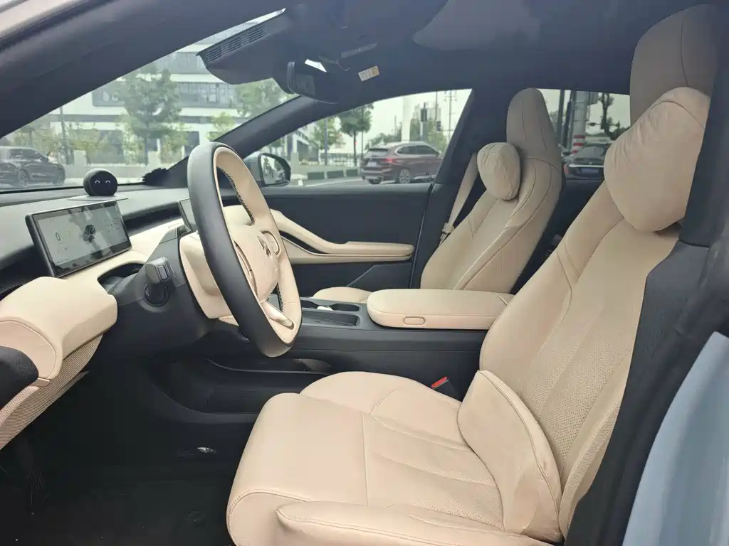 NIO ET5 — миниатюра 5