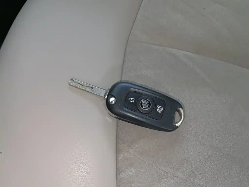 Buick Verano — миниатюра 9