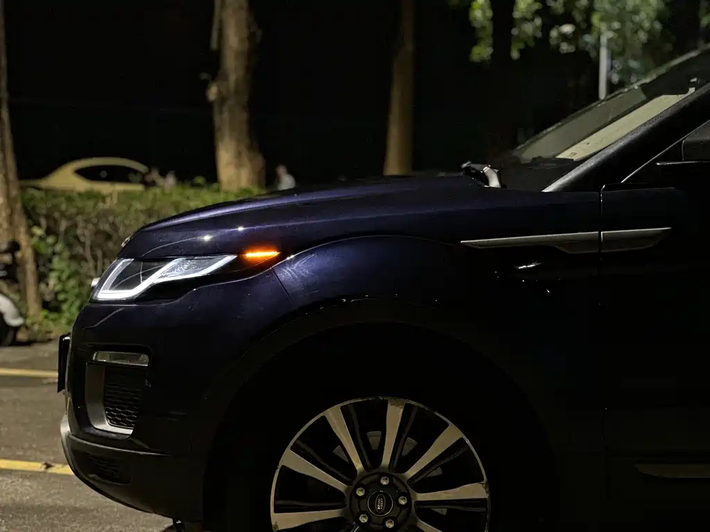 Land Rover Evoque — миниатюра 6