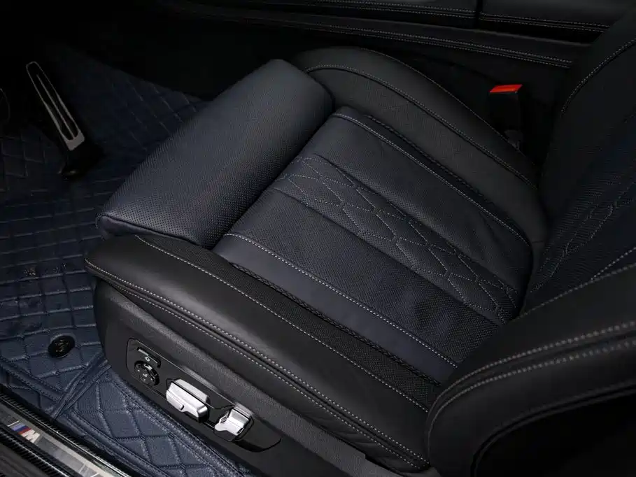 BMW X7 — миниатюра 16