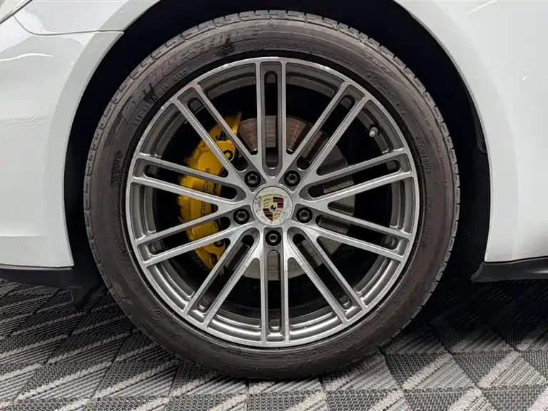 Porsche Panamera — миниатюра 8