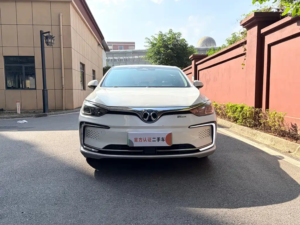 BAIC EU5 — миниатюра 2