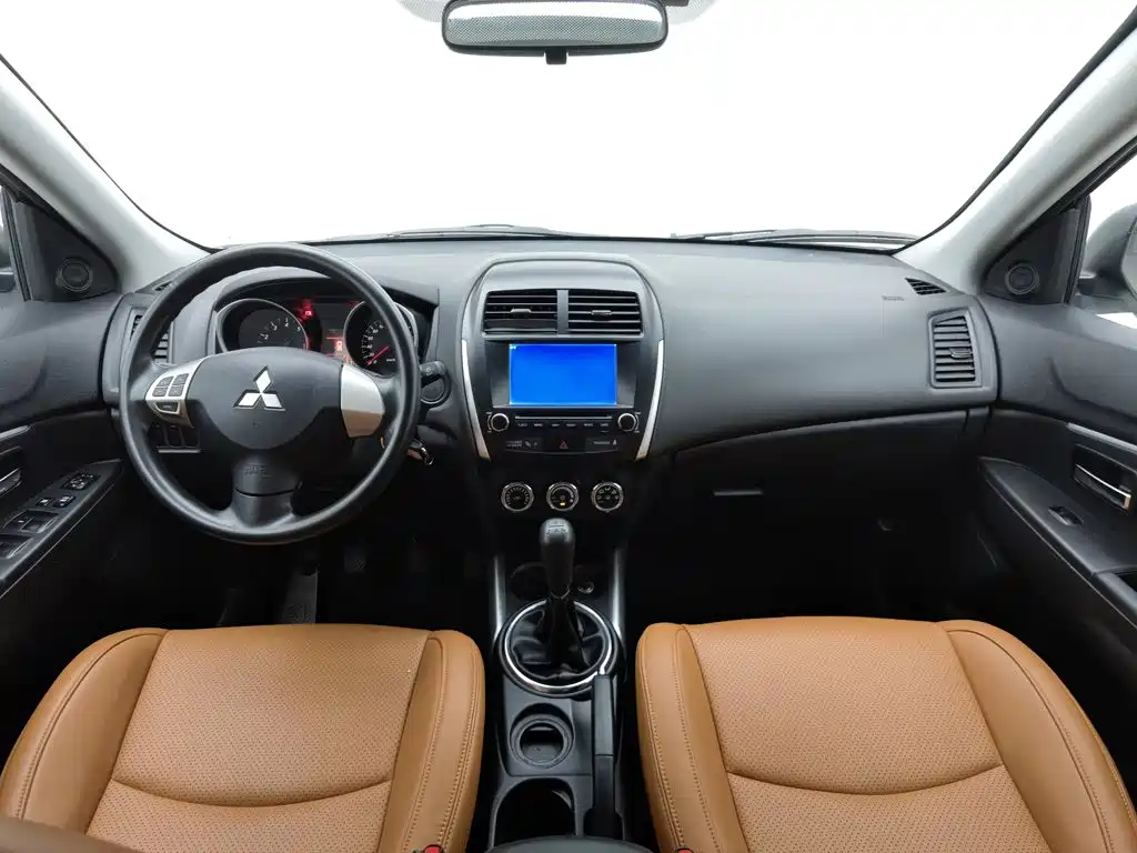 Mitsubishi ASX — миниатюра 5