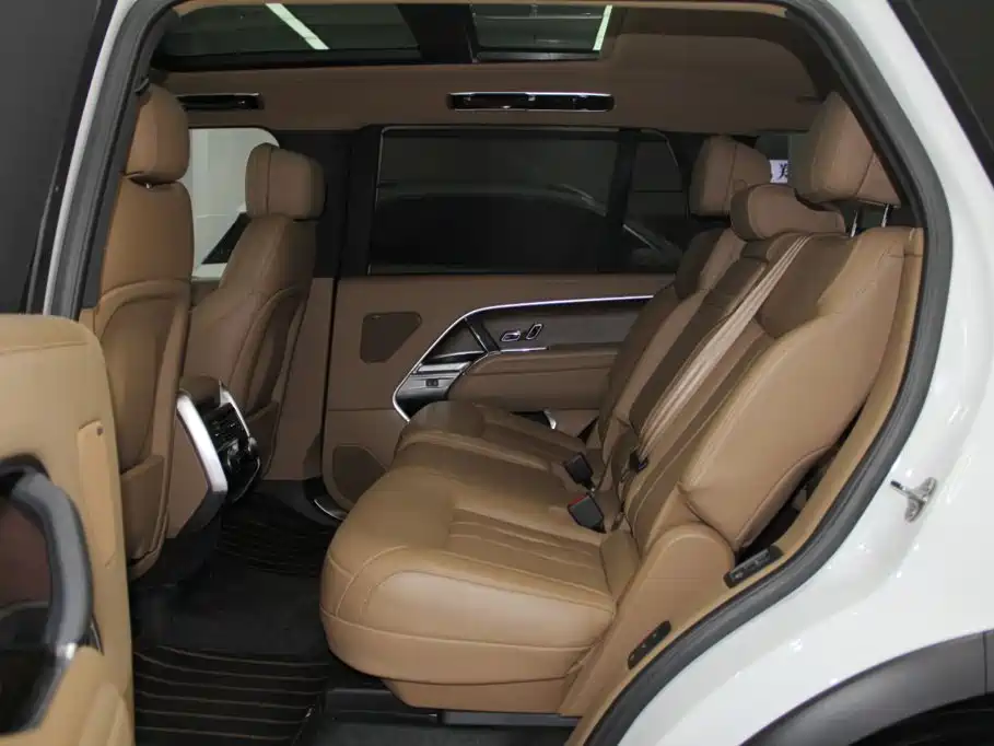 Land Rover Range Rover — миниатюра 8