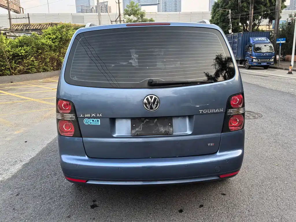 Volkswagen Touran — миниатюра 6