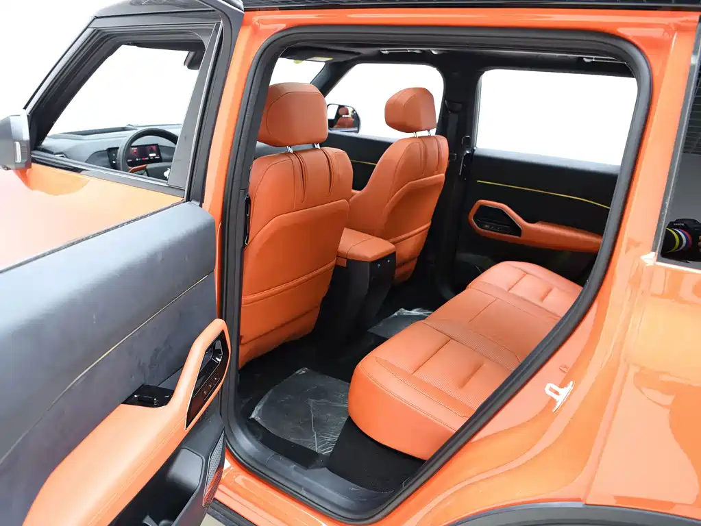 Ford Bronco Basecamp — миниатюра 12