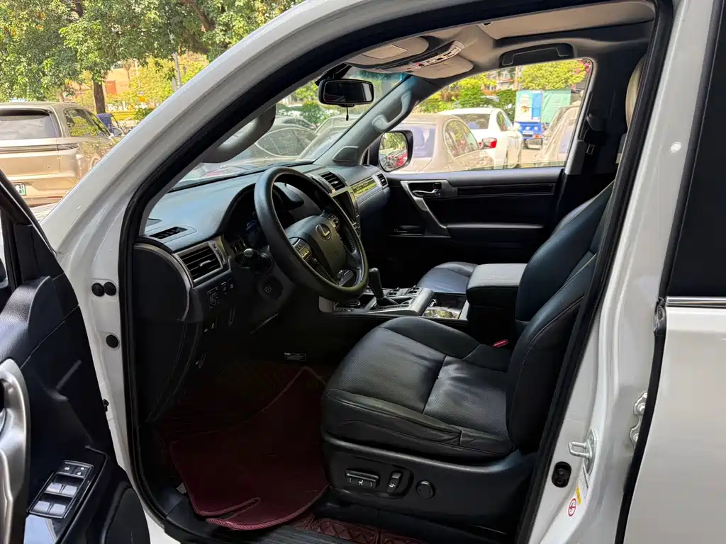 Lexus GX — миниатюра 4