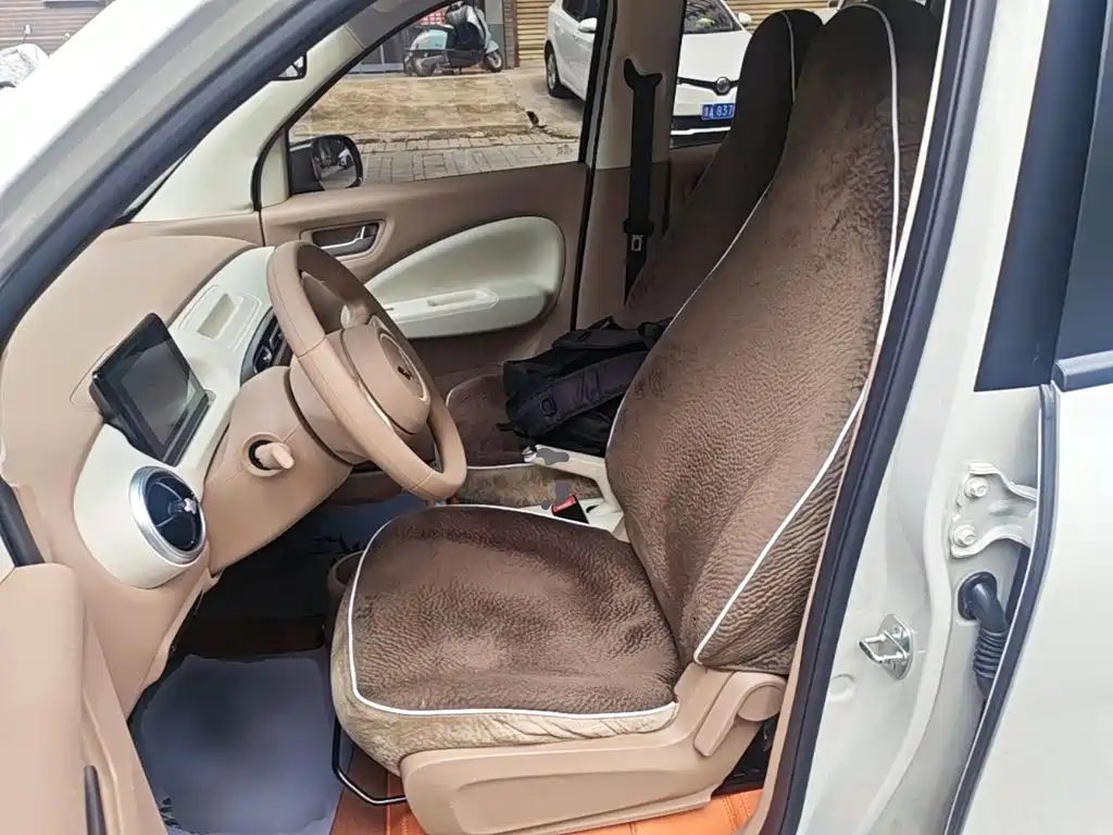 Wuling MINIEV — миниатюра 15