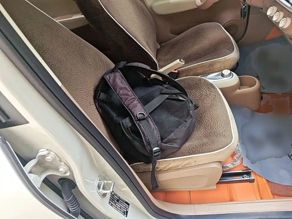 Wuling MINIEV — миниатюра 25