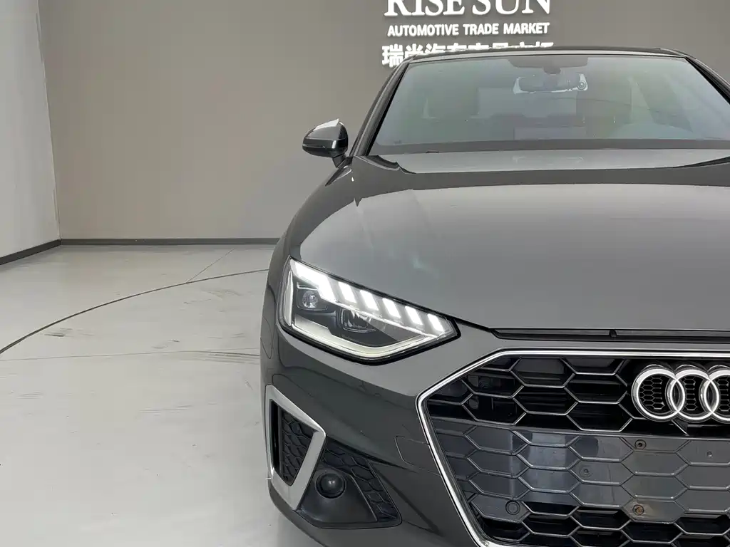 Audi A4L — миниатюра 14