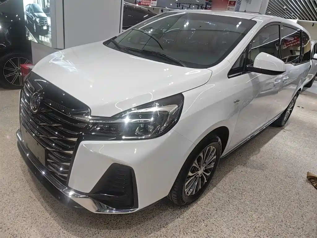 Buick GL8 2023