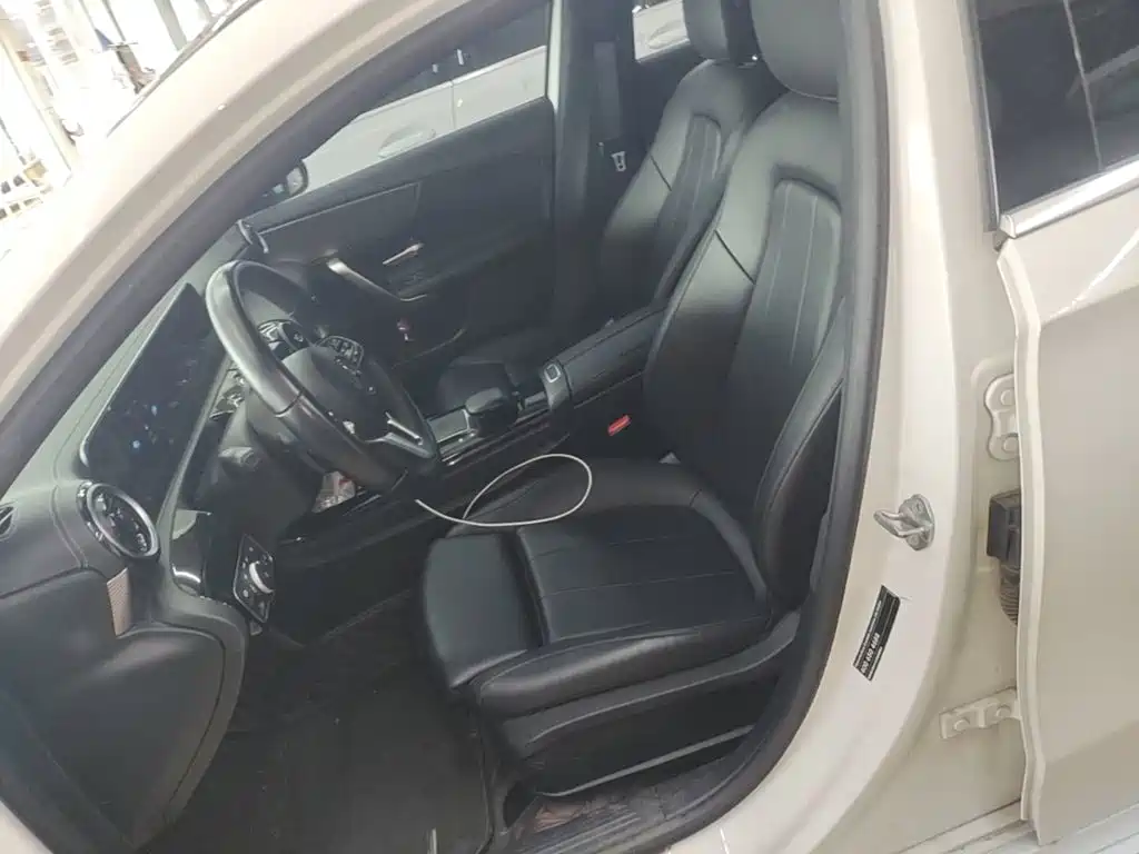 Mercedes-Benz A-Class — миниатюра 15