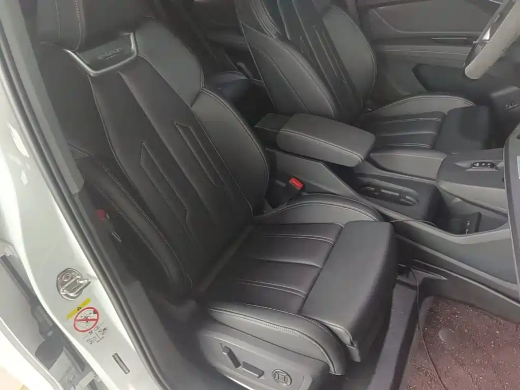 Audi Q4 e-tron — миниатюра 25