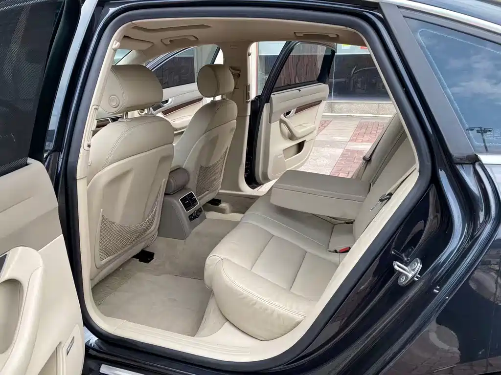 Audi A6L — миниатюра 11