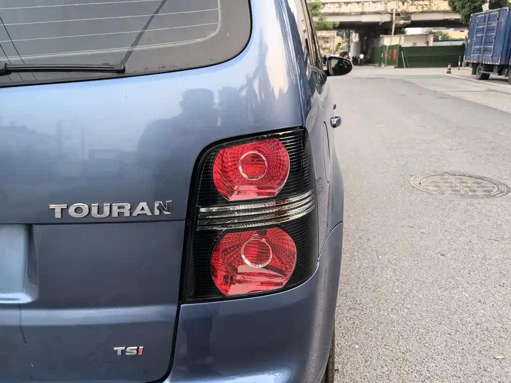 Volkswagen Touran — миниатюра 21