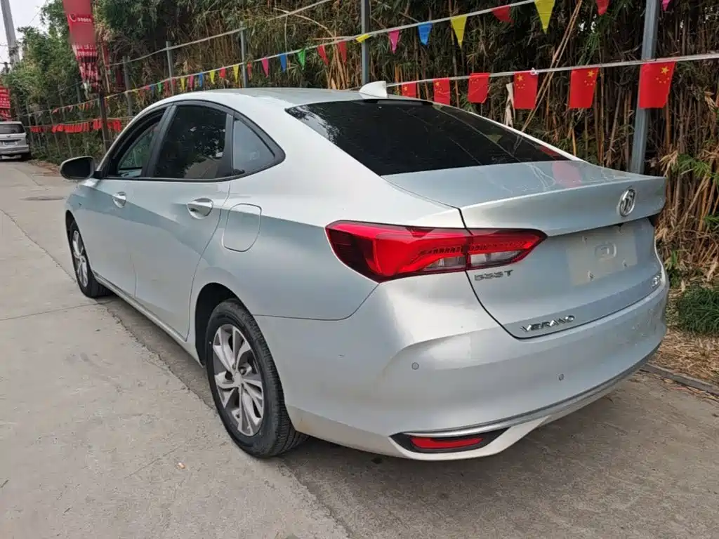 Buick Verano — миниатюра 5