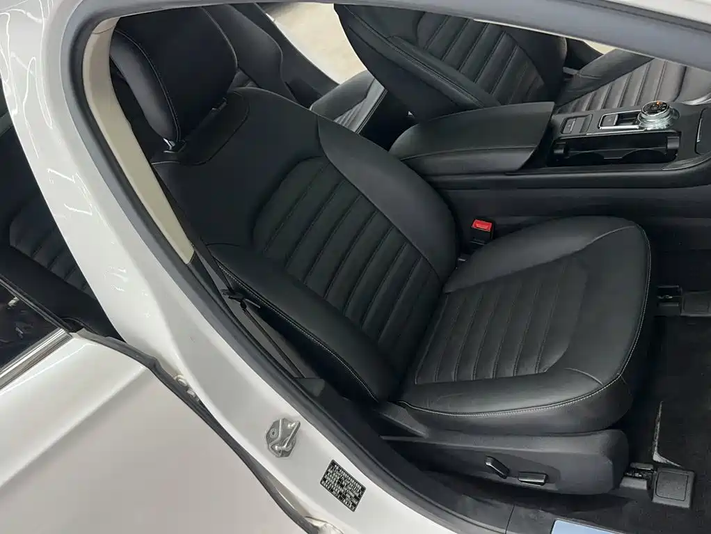 Ford Mondeo — миниатюра 20