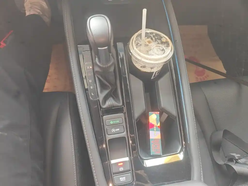 Honda Accord — миниатюра 14